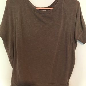 Brown tee